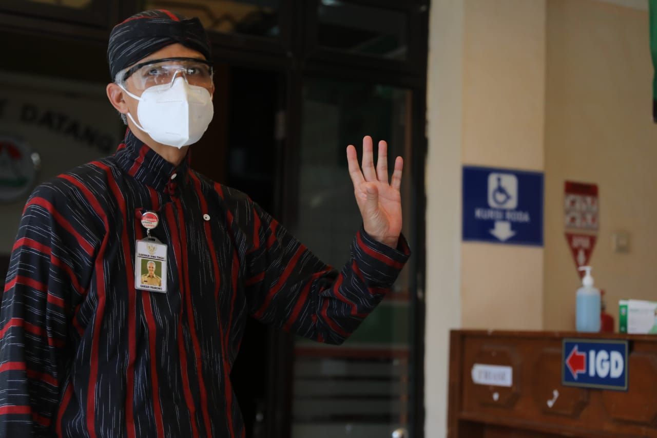 podiumnews.com-Ganjar Sayangkan Masih Ada Warga Tidak Percaya Covid-19 